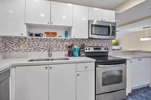 3450 S Ocean Boulevard 106, Palm Beach, FL 33480