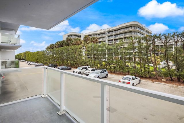 3450 S Ocean Boulevard 106, Palm Beach, FL 33480