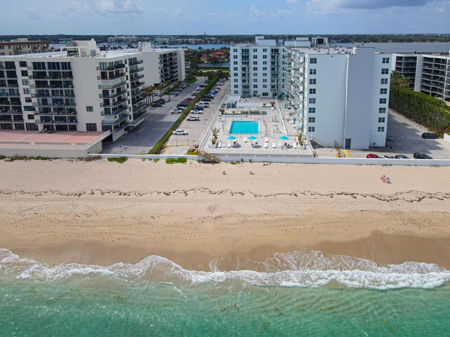 3450 S Ocean Boulevard 106, Palm Beach, FL 33480