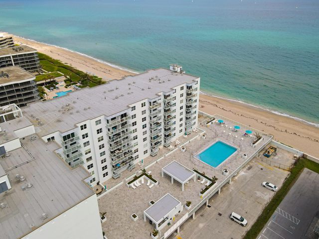 3450 S Ocean Boulevard 106, Palm Beach, FL 33480