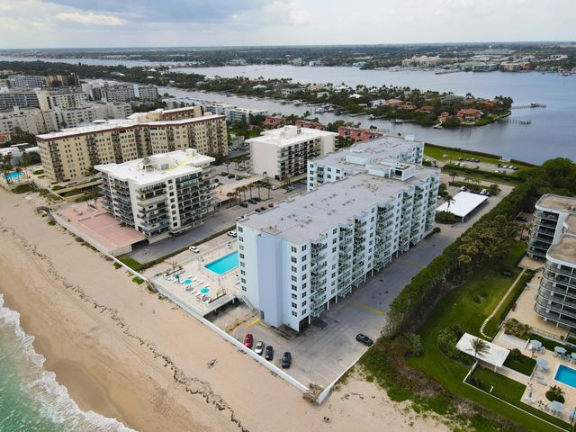 3450 S Ocean Boulevard 106, Palm Beach, FL 33480