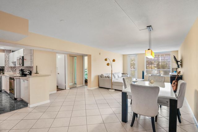 3450 S Ocean Boulevard 106, Palm Beach, FL 33480