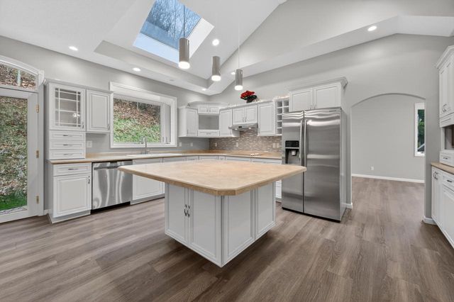 3630 Deerfield PLACE, La Crosse, WI 54601