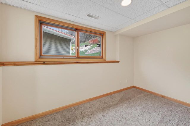 3630 Deerfield PLACE, La Crosse, WI 54601