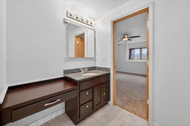 3630 Deerfield PLACE, La Crosse, WI 54601