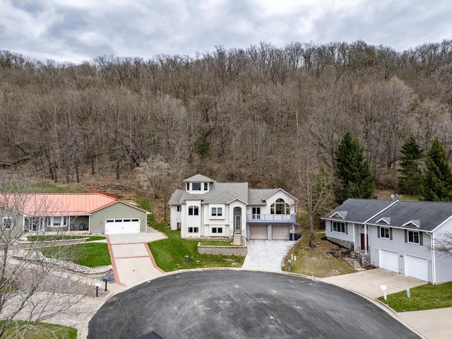 3630 Deerfield PLACE, La Crosse, WI 54601