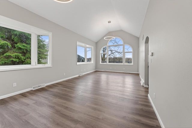 3630 Deerfield PLACE, La Crosse, WI 54601
