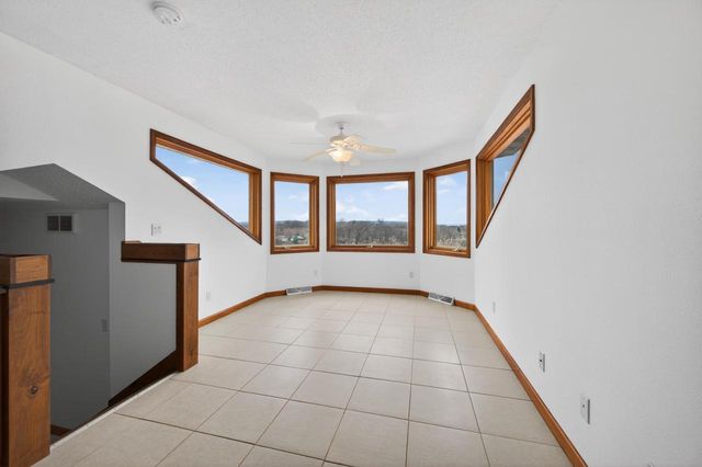 3630 Deerfield PLACE, La Crosse, WI 54601