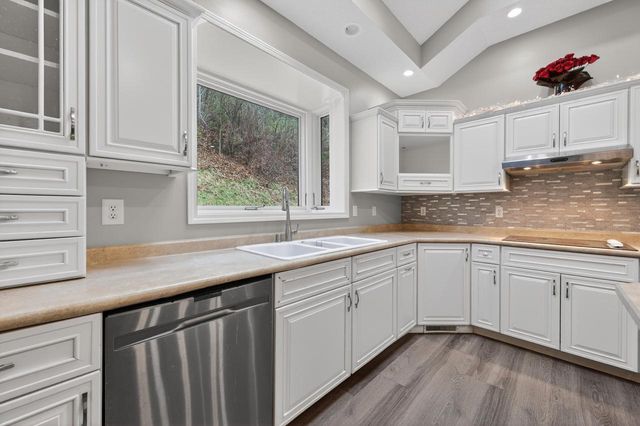 3630 Deerfield PLACE, La Crosse, WI 54601