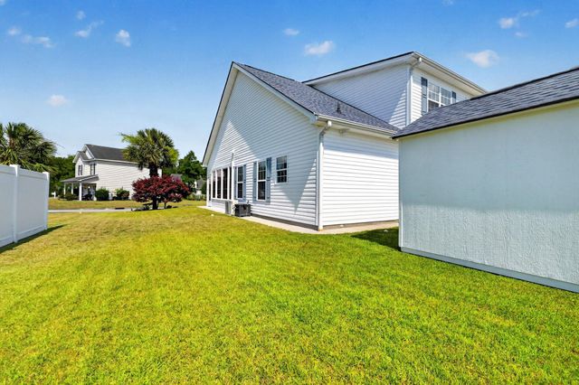 3642 Springdale Dr., Little River, SC 29566