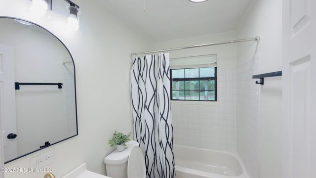 1256 Haywood Drive, Southaven, MS 38671