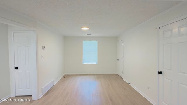 1256 Haywood Drive, Southaven, MS 38671