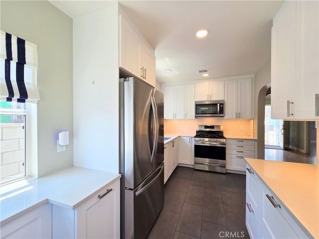 1926 Daisy Avenue, Long Beach, CA 90806