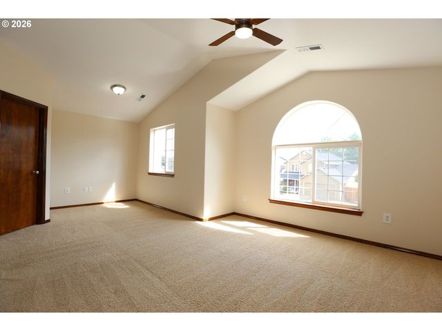 8812 Ne 163RD Ave, Vancouver, WA 98682