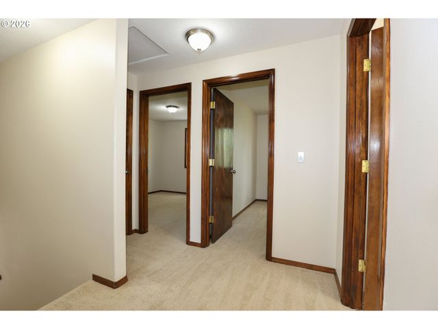 8812 Ne 163RD Ave, Vancouver, WA 98682
