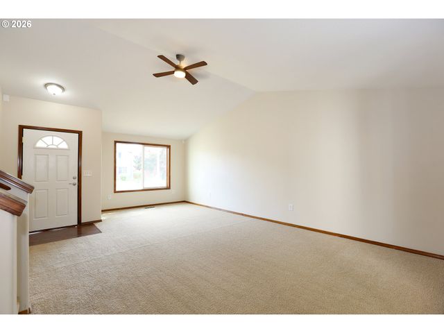 8812 Ne 163RD Ave, Vancouver, WA 98682