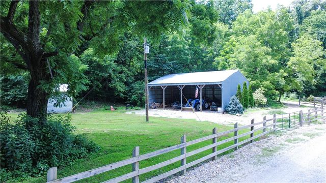16453 Rocky Dell Road, Gravette, AR 72736