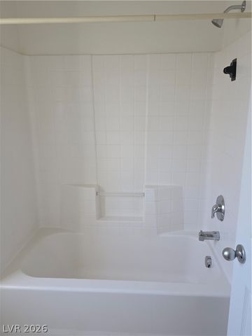 924 Maple Pines Avenue, North Las Vegas, NV 89081