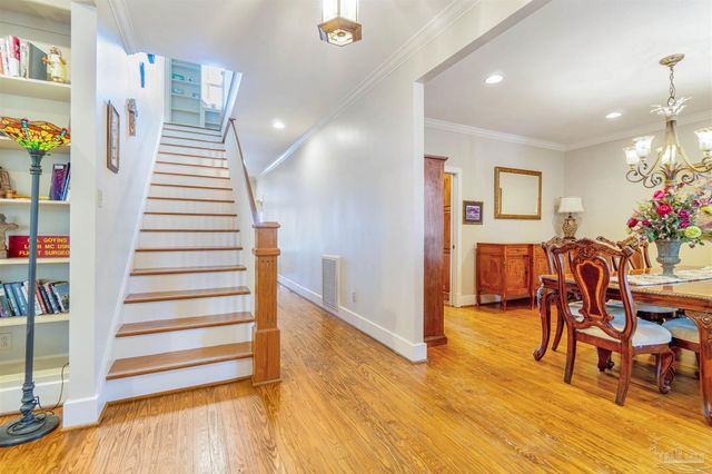 209 Bayshore Dr, Pensacola, FL 32507