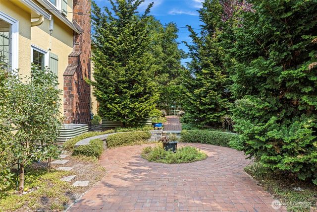 4403 4th Avenue NW, Seattle, WA 98107