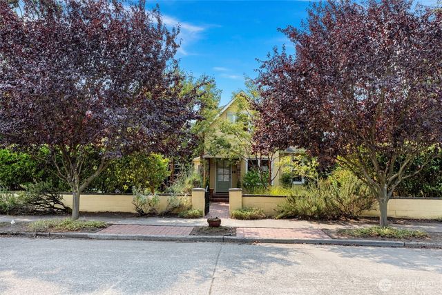 4403 4th Avenue NW, Seattle, WA 98107