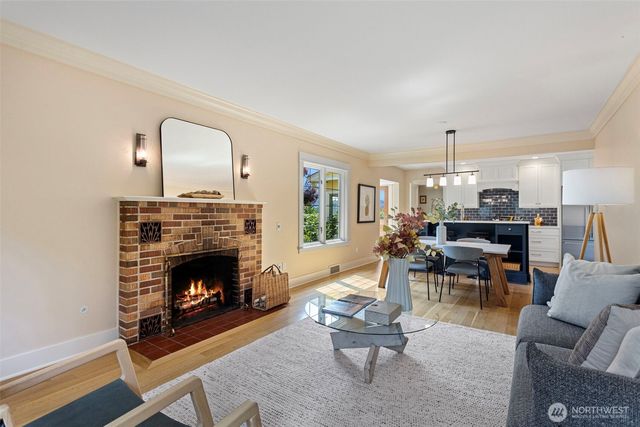 4403 4th Avenue NW, Seattle, WA 98107