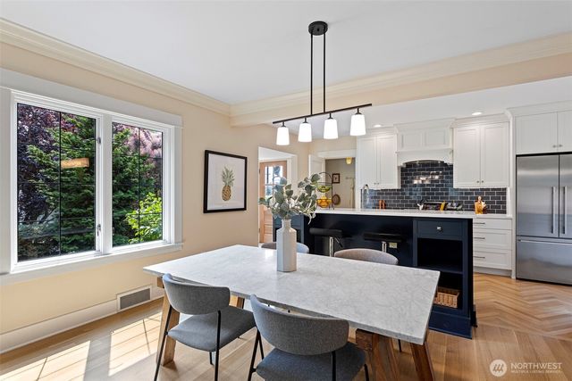 4403 4th Avenue NW, Seattle, WA 98107