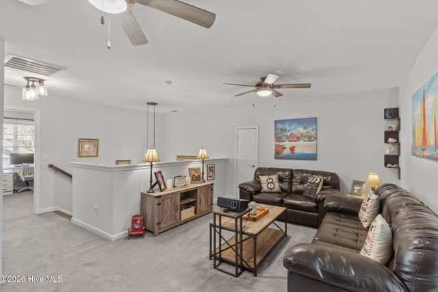 6175 Meadowgrove Loop, Wilmington, NC 28409