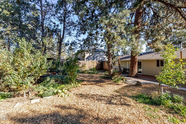 835 SE 6th Street, Bend, OR 97702
