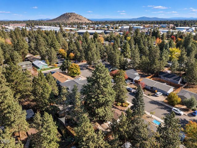 835 SE 6th Street, Bend, OR 97702