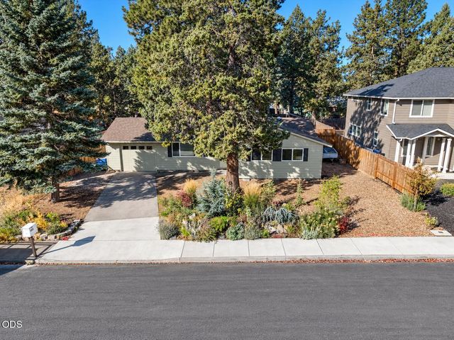 835 SE 6th Street, Bend, OR 97702