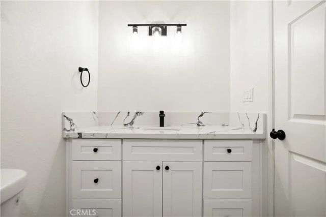 8744 Burnet Avenue 14, North Hills, CA 91343