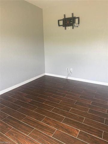 1917 12th AVE, Cape Coral, FL 33993