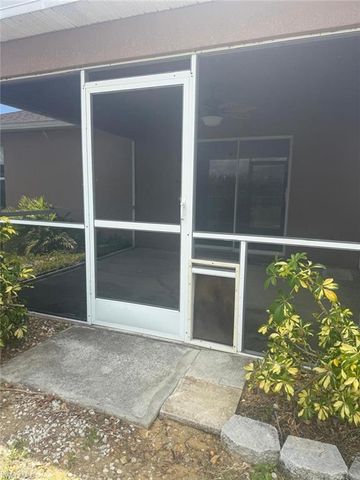 1917 12th AVE, Cape Coral, FL 33993