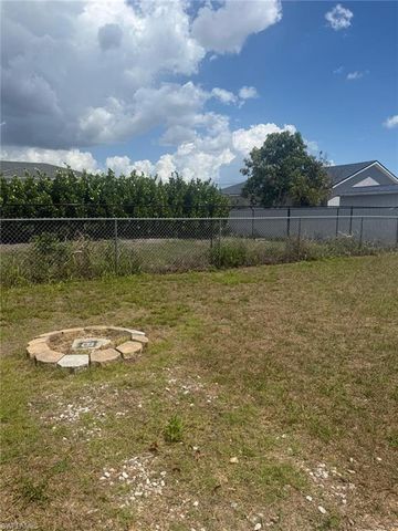 1917 12th AVE, Cape Coral, FL 33993