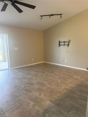 1917 12th AVE, Cape Coral, FL 33993