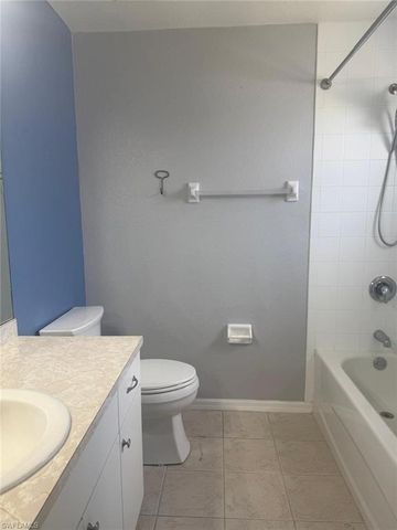 1917 12th AVE, Cape Coral, FL 33993