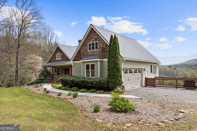 95 Hickory Avenue, Blue Ridge, GA 30513