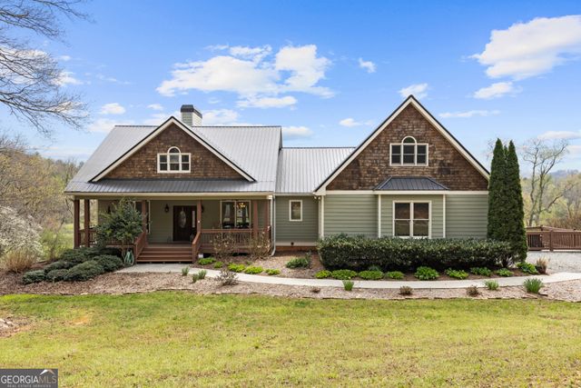 95 Hickory Avenue, Blue Ridge, GA 30513
