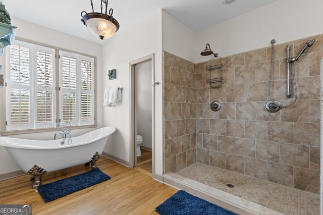95 Hickory Avenue, Blue Ridge, GA 30513