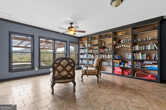 95 Hickory Avenue, Blue Ridge, GA 30513