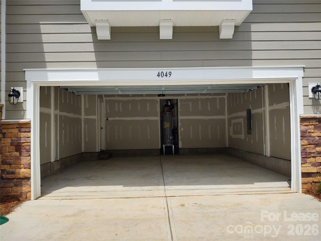 4049 Whipcord Drive, Waxhaw, NC 28173