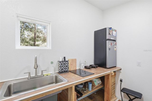 15484 SW 70TH AVENUE, Dunnellon, FL 34432