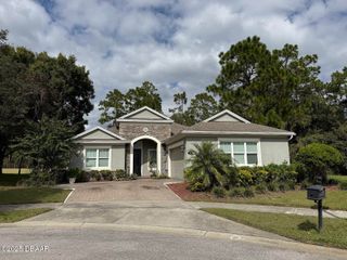 122 Pennyroyal Lane, Deland, FL 32724