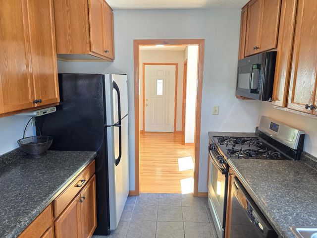 2011 Northwood Drive, North Saint Paul, MN 55109