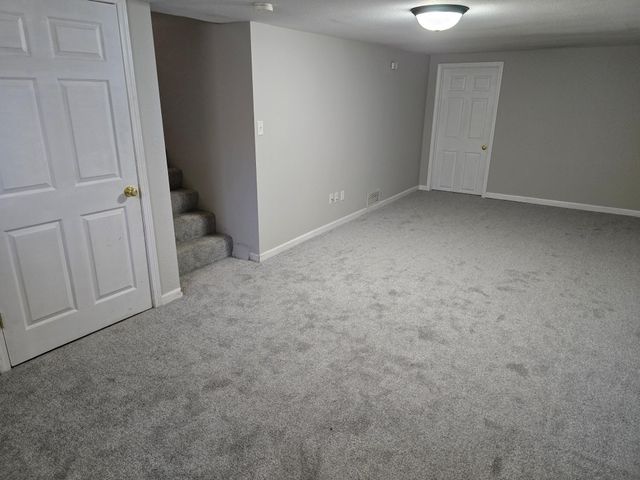 2011 Northwood Drive, North Saint Paul, MN 55109