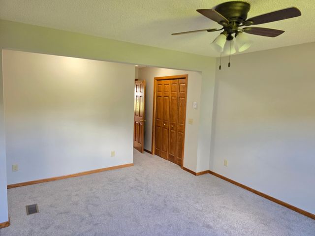 2011 Northwood Drive, North Saint Paul, MN 55109