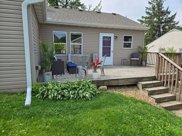 2011 Northwood Drive, North Saint Paul, MN 55109