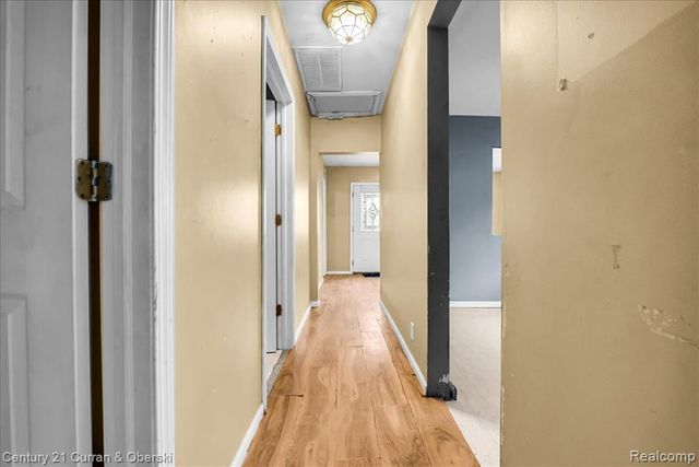 63 Kessler Street, Monroe, MI 48162