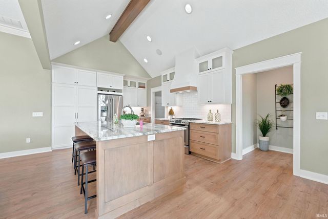 16493 Chilton Cove, Huntertown, IN 46748
